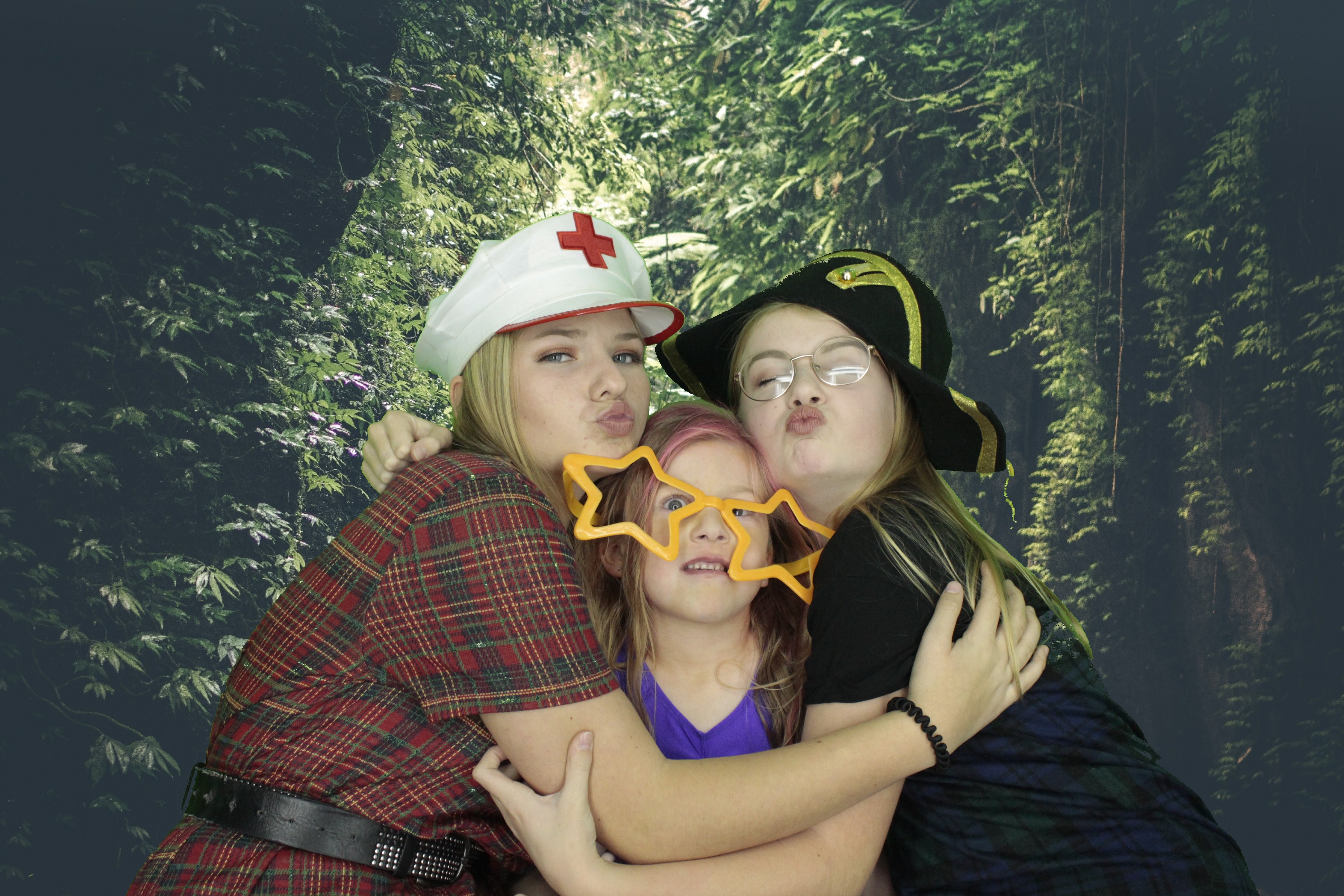 Sams 30th Netflix Party | View more photos from the event at gallery.myphotoboothexperience.co.uk/u/MyPhotoBoothExperienceLtd/Sams-30th-Netflix-Party